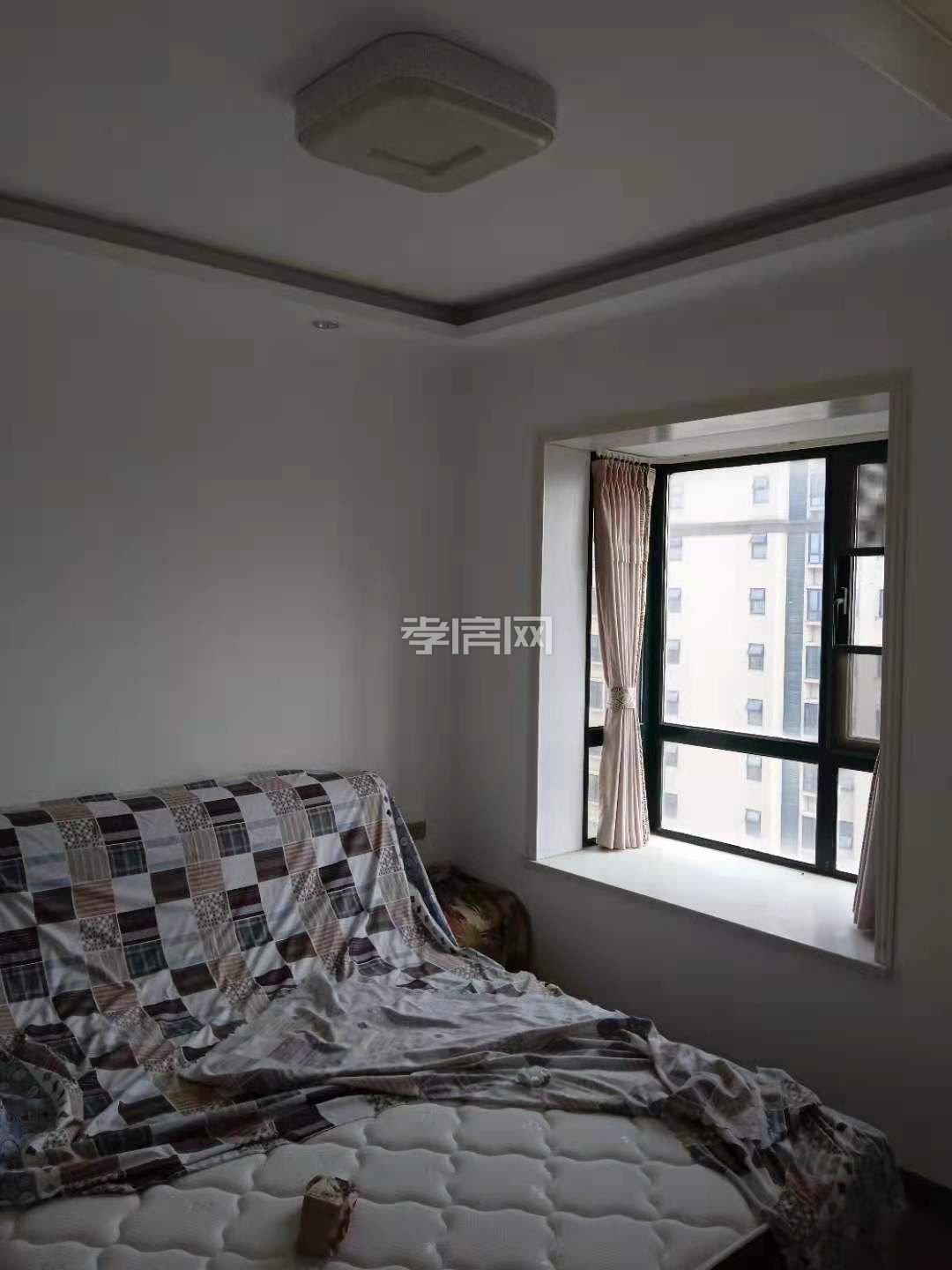 萬達旁御景水岸三室兩廳99平帶裝修