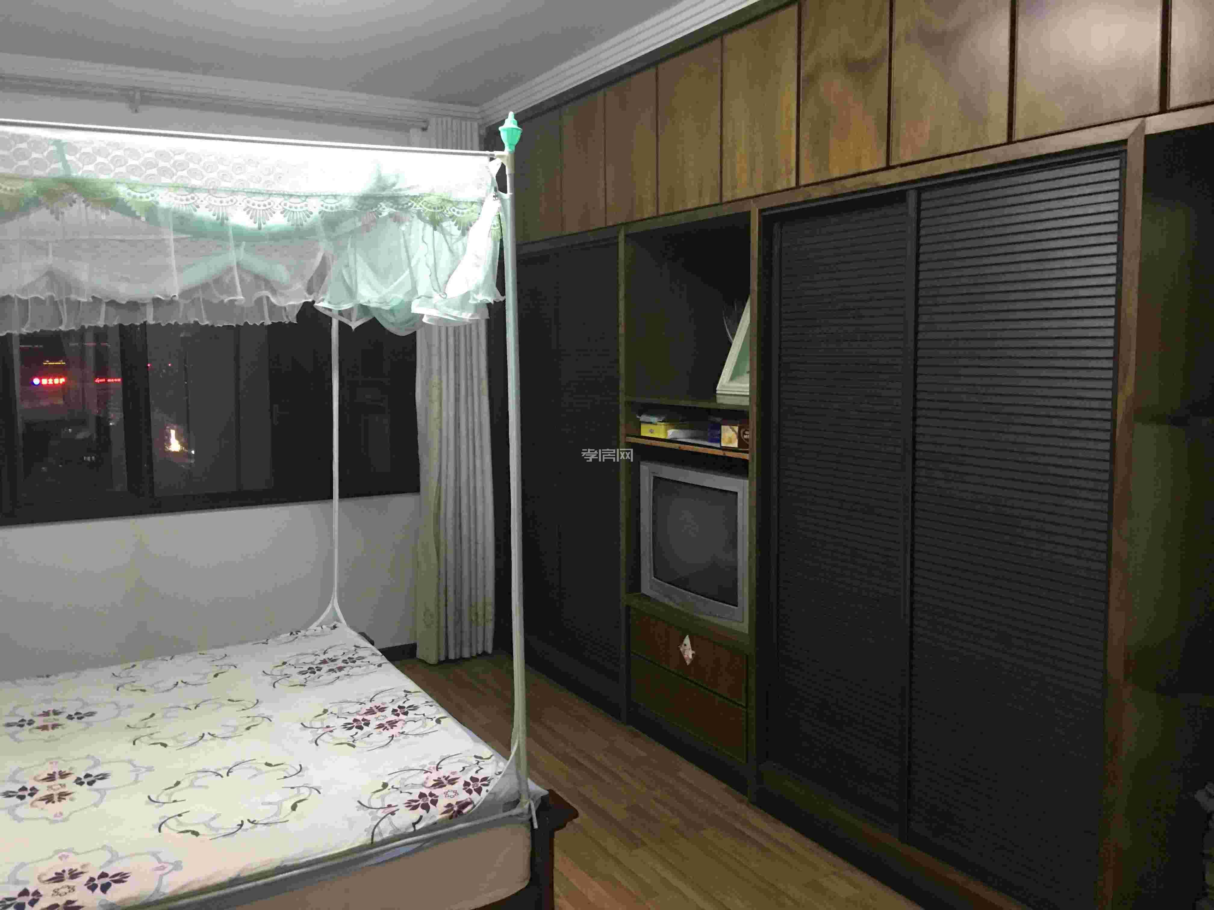 售宇輝星城（實(shí)小文昌）1818室（ 吉祥號，全小區(qū)只有一套）