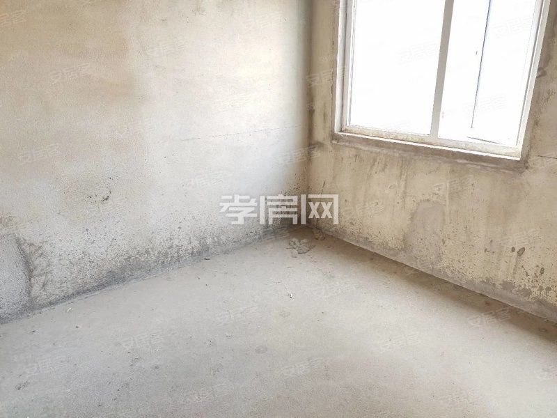 環(huán)川公園旁123平毛坯房