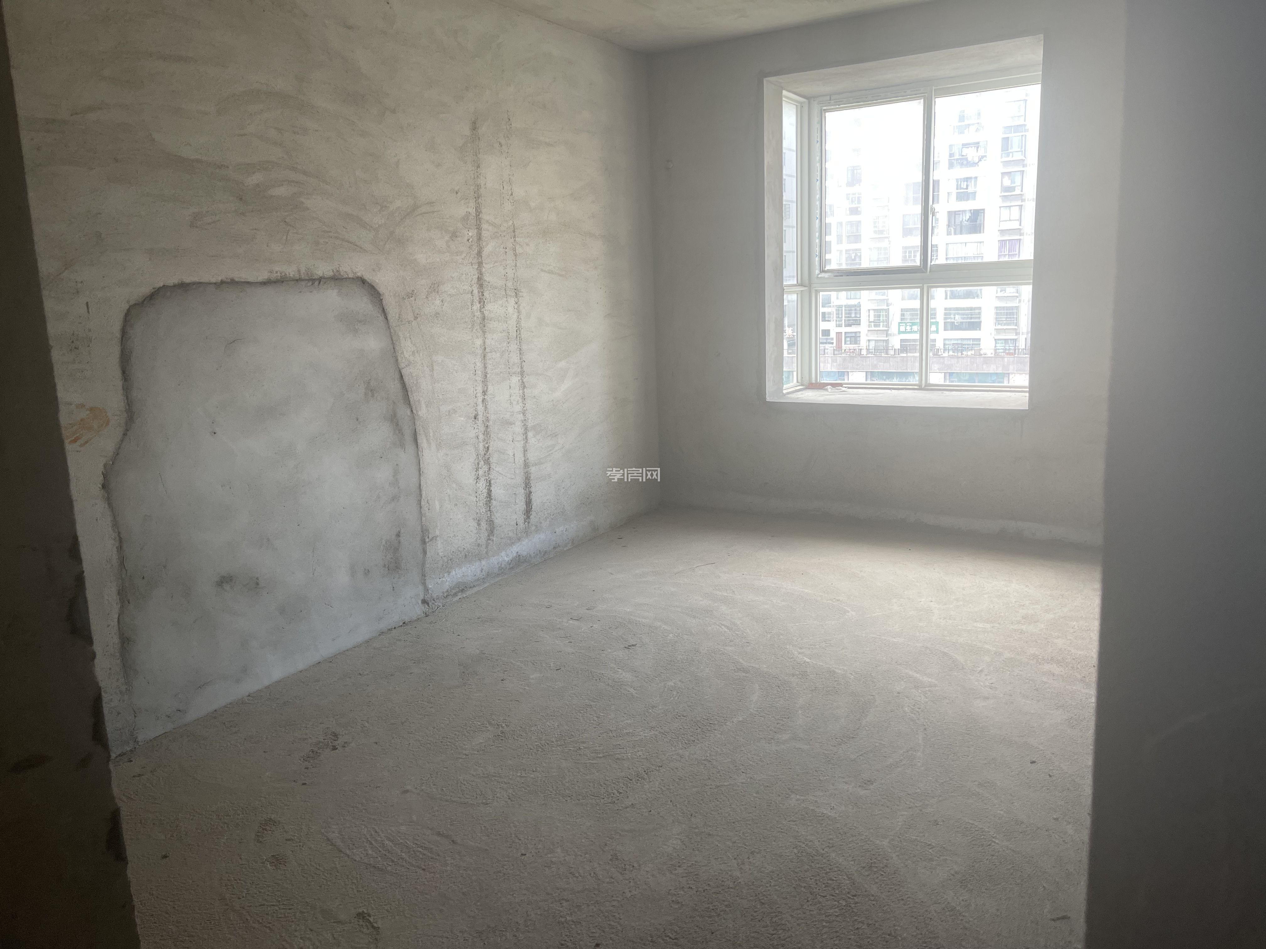 黃琪大廈7樓明年按電梯，價格 對面就是嚴橋 和銀泰城后面是丹陽中學