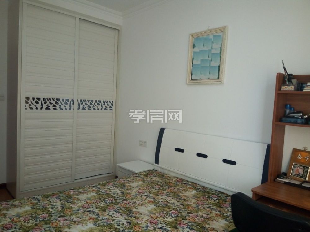 北京一路鳳凰雅苑小區(qū)鄰校商品房（滿五weiyi）