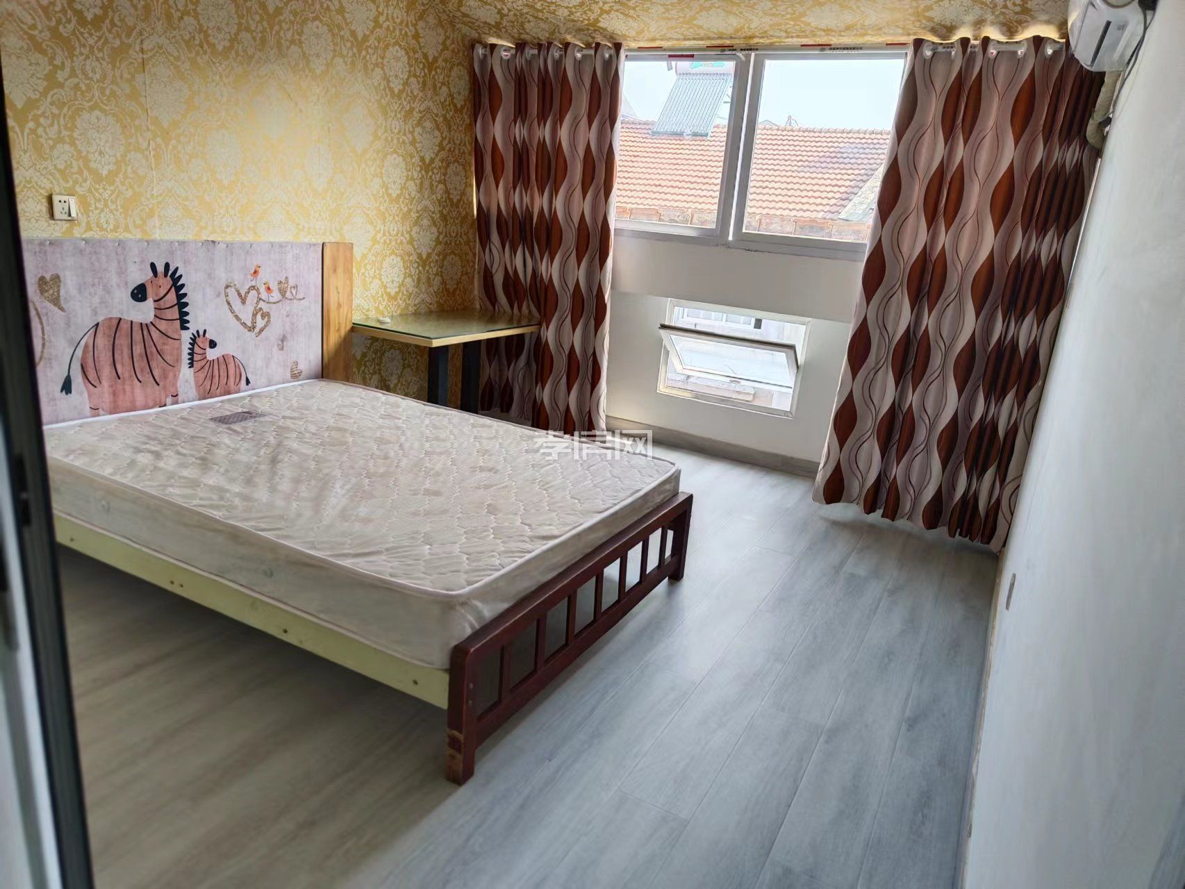 桂橋社區(qū)1房一廳一衛(wèi)一廚720元/月