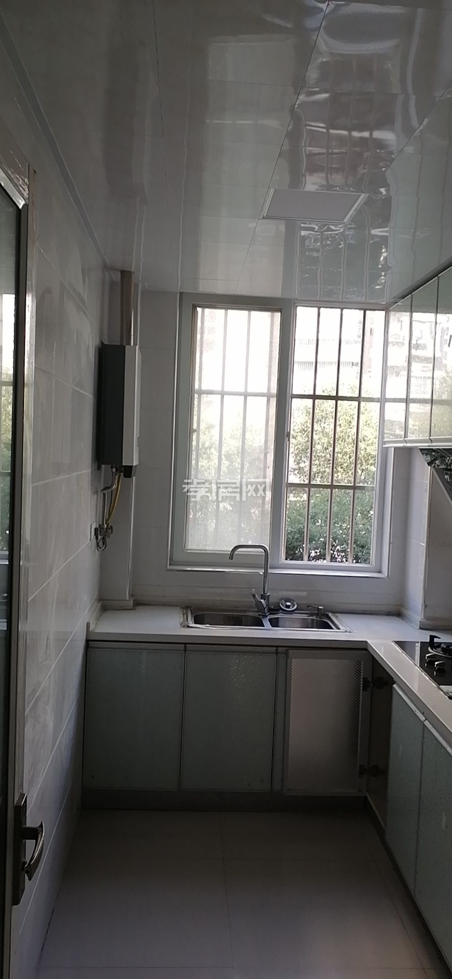 急售，急售，撿漏，撿漏低于市場(chǎng)價(jià)錦繡后湖三期三樓90平米精裝修49萬(wàn)出售