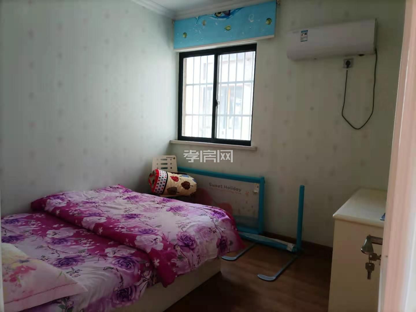 萬達星河天街精裝三房中間樓層