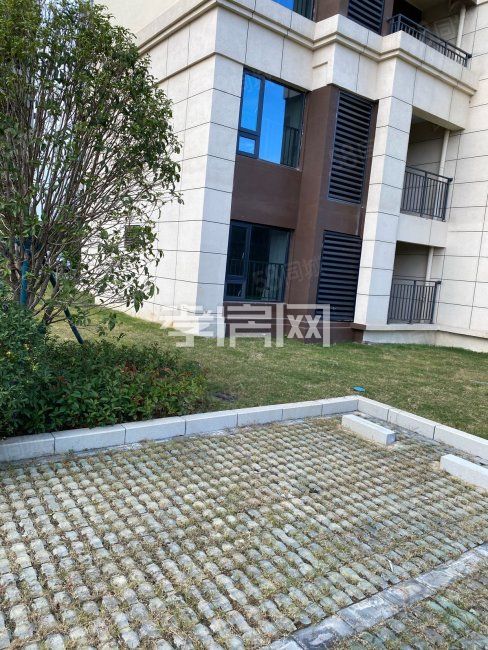 金輝城中間好樓層視野好閔集站旁虧本賣急用錢包過戶