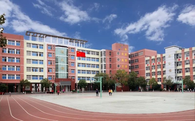 孝感實(shí)驗(yàn)小學(xué)