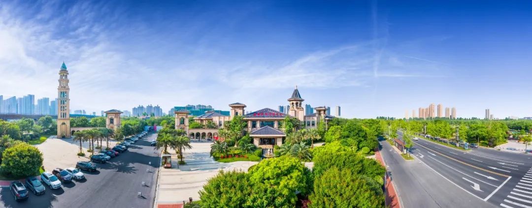 九燁?鼎觀世界三期紅堡