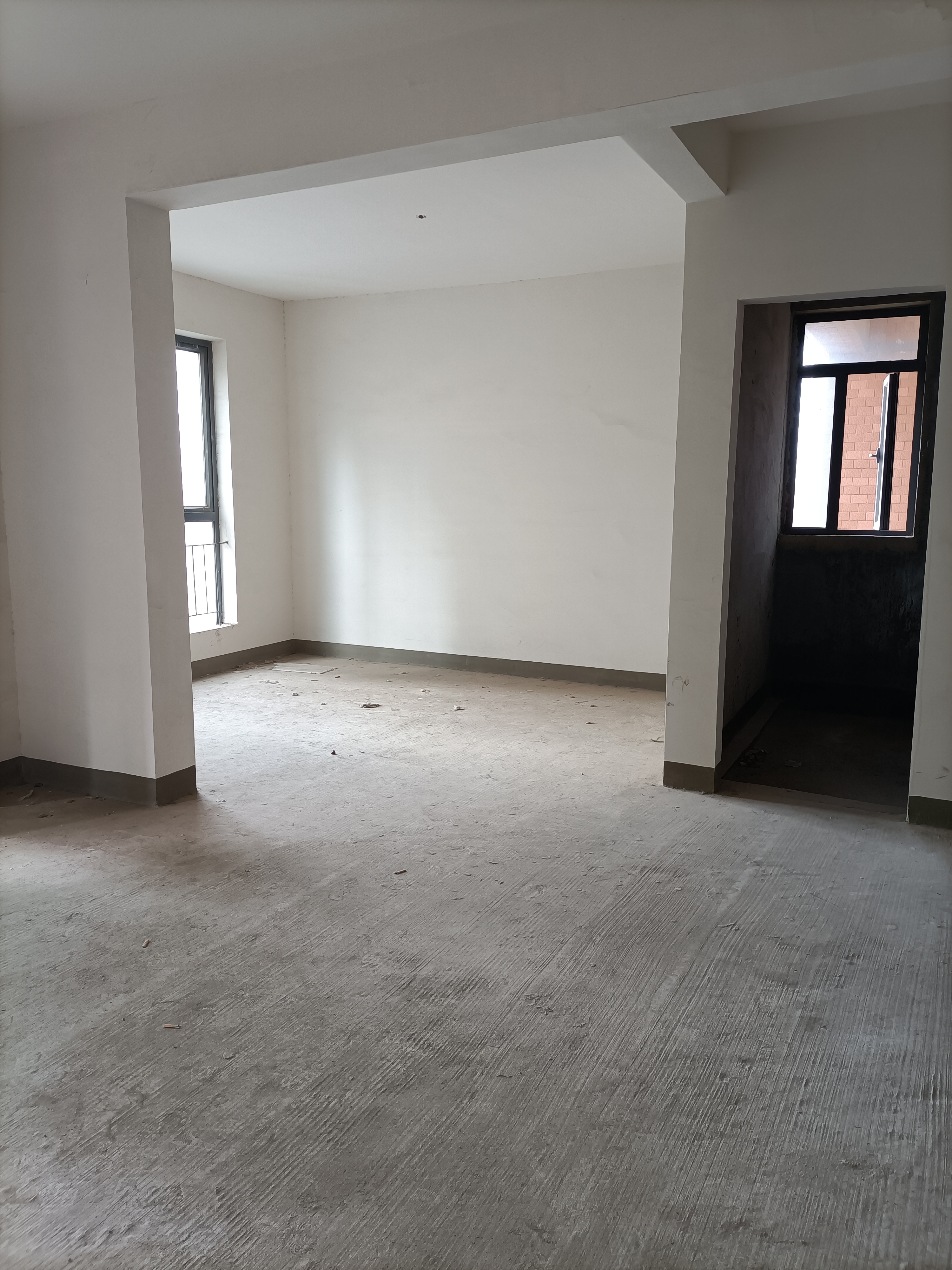 中建國際花園，公園旁，萬達(dá)商圈 雙學(xué)區(qū)