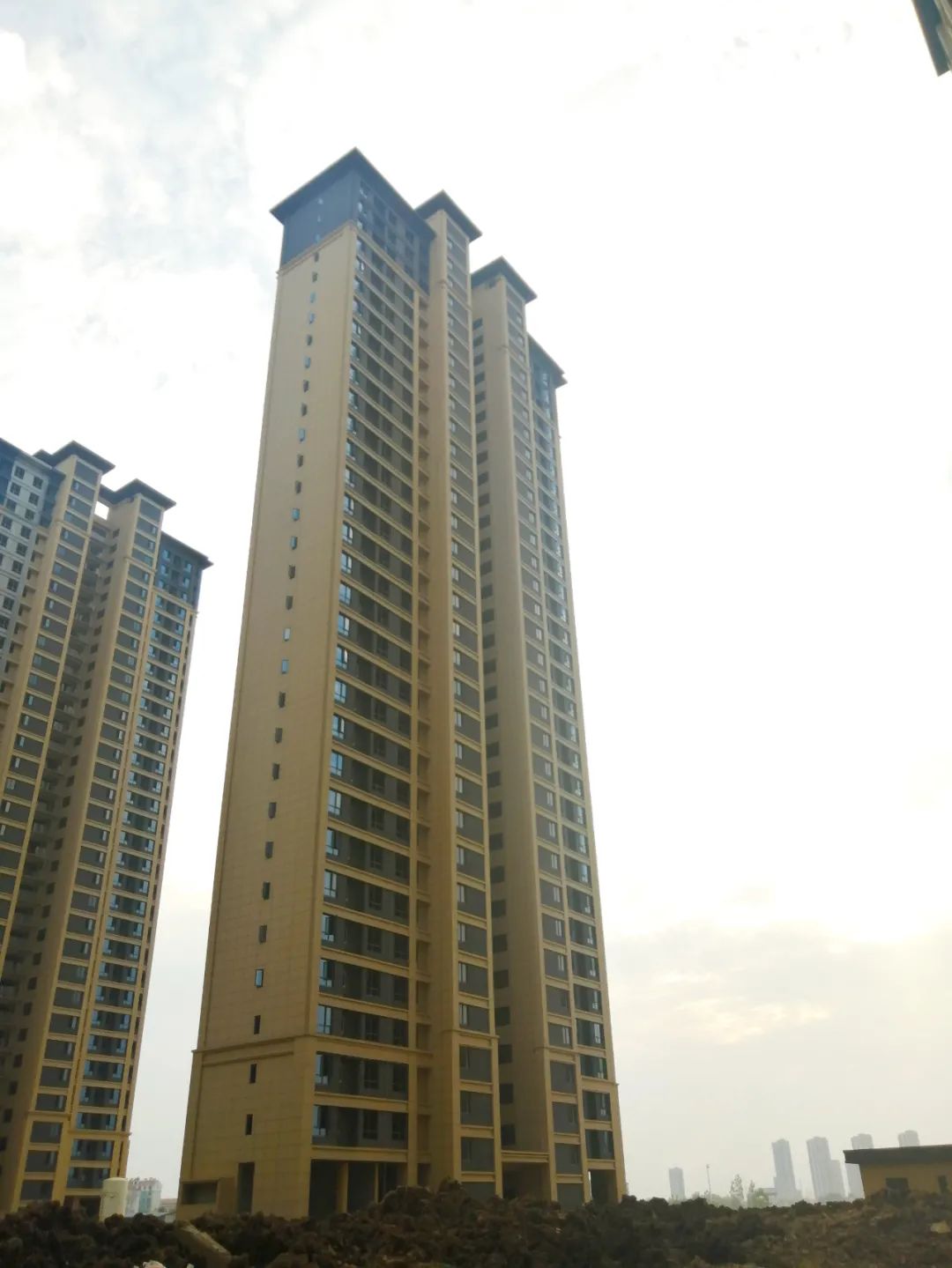 力標(biāo)?澴河壹號(hào)院