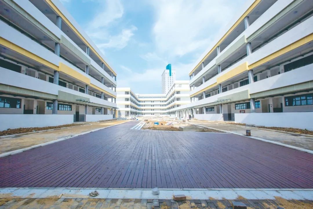 孝感 學(xué)校 新建