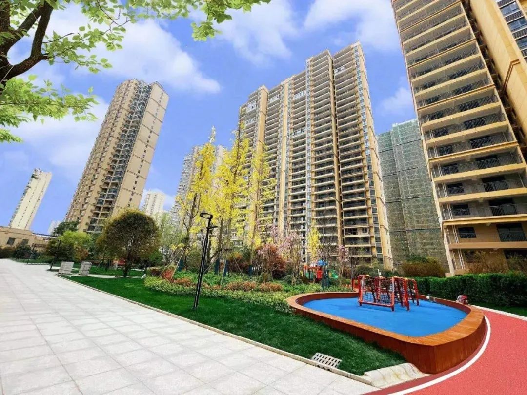 孝感 樓市 小區(qū) 大門