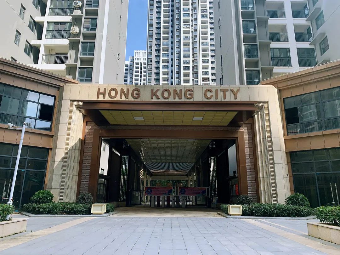 孝感 樓市 小區(qū) 大門