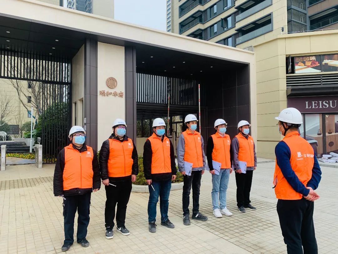 交房現(xiàn)場(chǎng)實(shí)拍圖