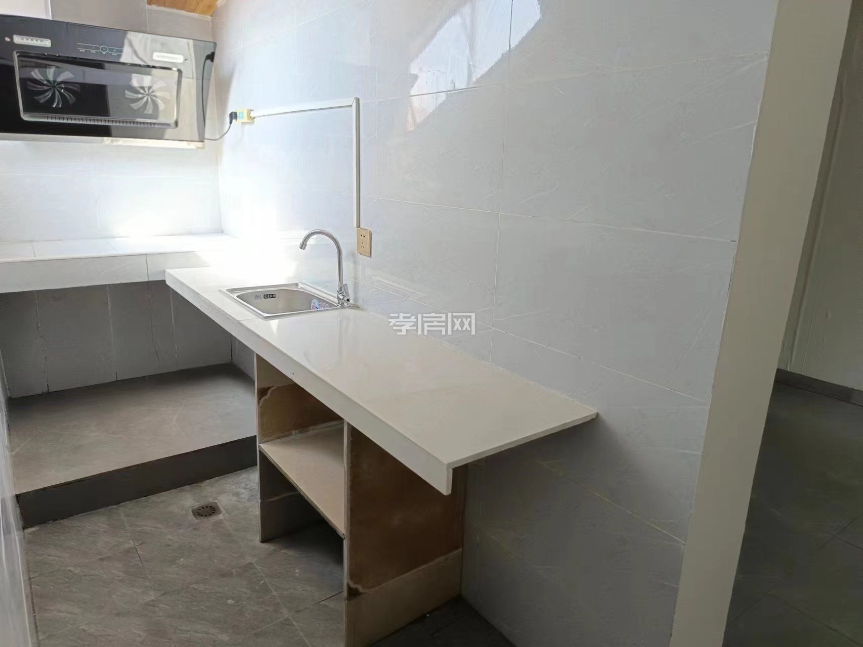 桂橋社區(qū)1房0廳1衛(wèi)1廚500元/月