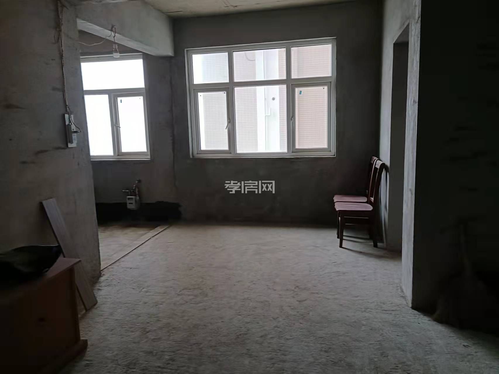 澴川公園旁86平毛坯房