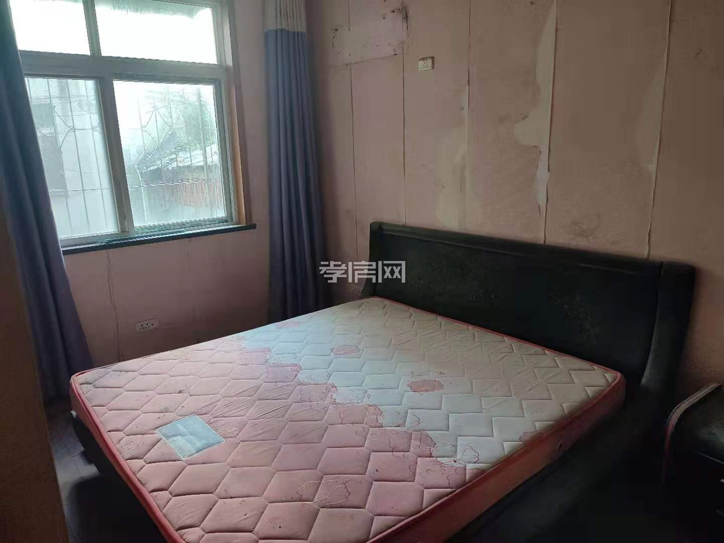 城西船廠路土產(chǎn)花園舊房低價(jià)出售