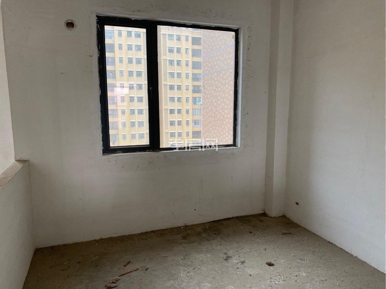 中建國(guó)際中園尚都104平三房南北通透樓層好采光好澴川 