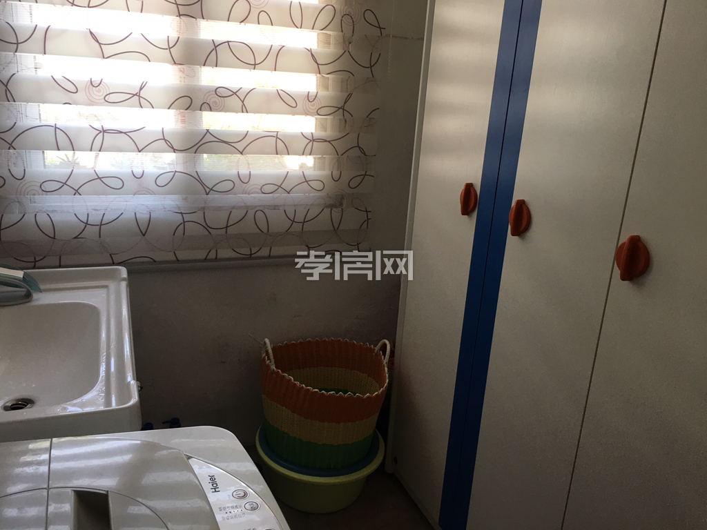 園林一路單位房實(shí)小文昌雙 4樓兩室一廳一衛(wèi)簡(jiǎn)單裝修68平米57萬(wàn)