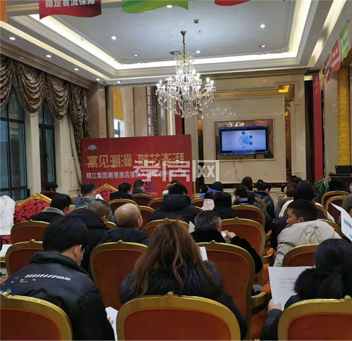 城市中央廣場(chǎng)