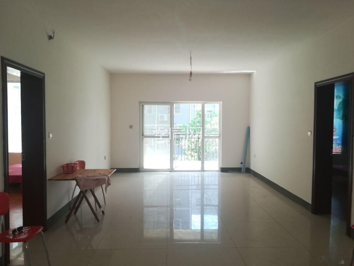 金一華府二期周邊配套完善，精裝有鑰匙帶您看