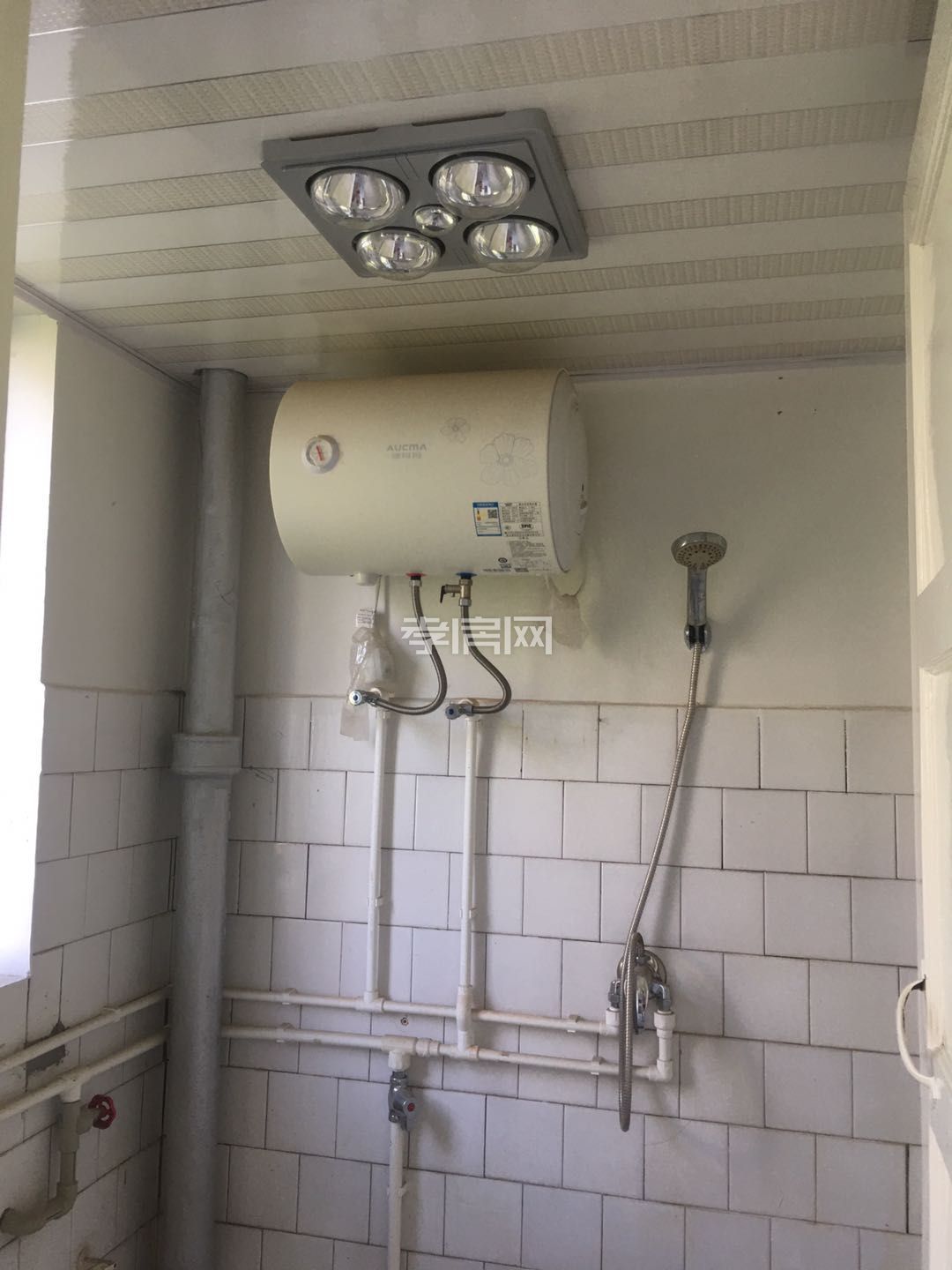 建設(shè)路疾控 對(duì)面三房出售