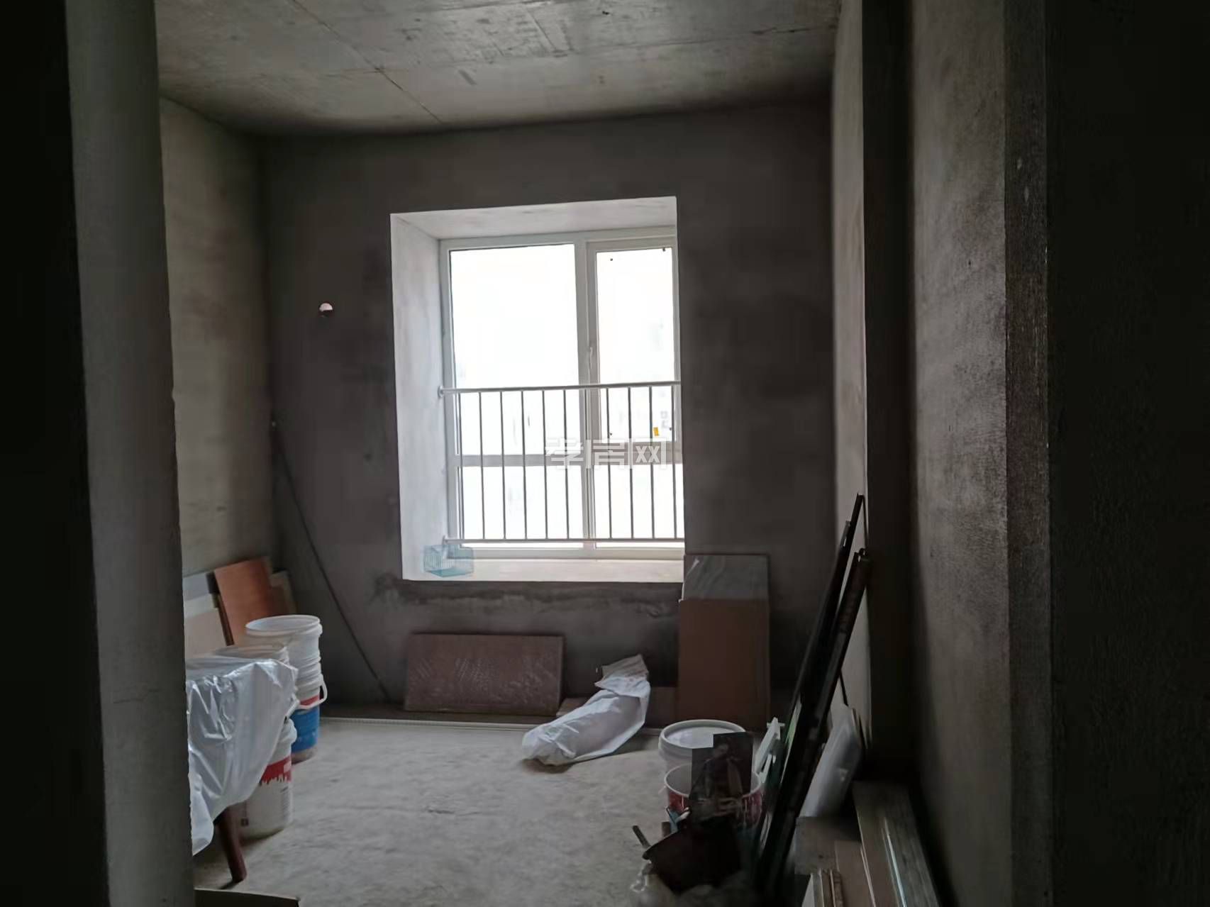 澴川公園旁125平毛坯房