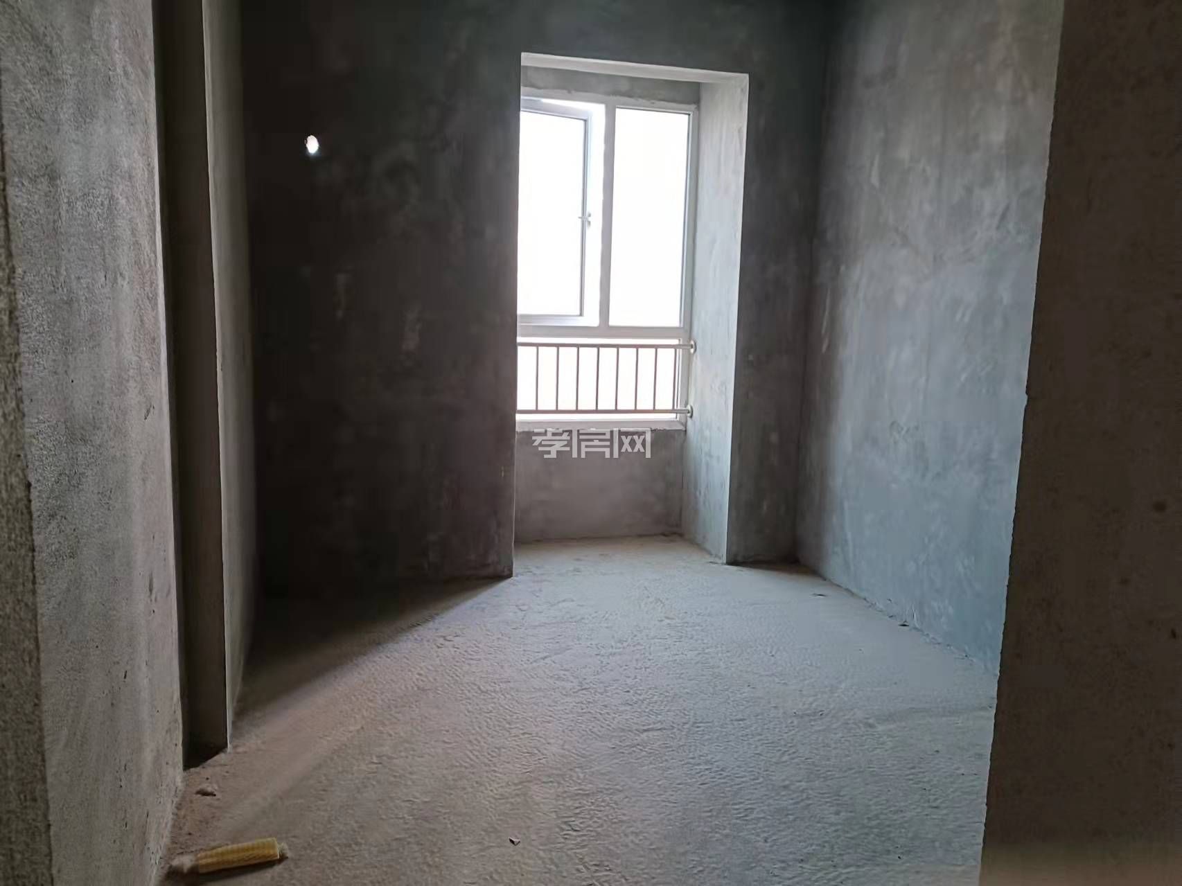 澴川公園旁121平毛坯房