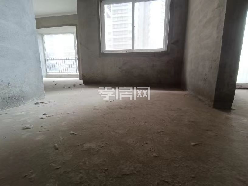 灣流匯產(chǎn)證125平四房，免個(gè)稅，毛坯，贈(zèng)送10平