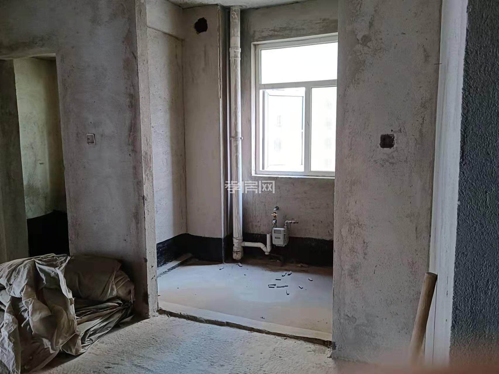 澴川公園旁121平毛坯房