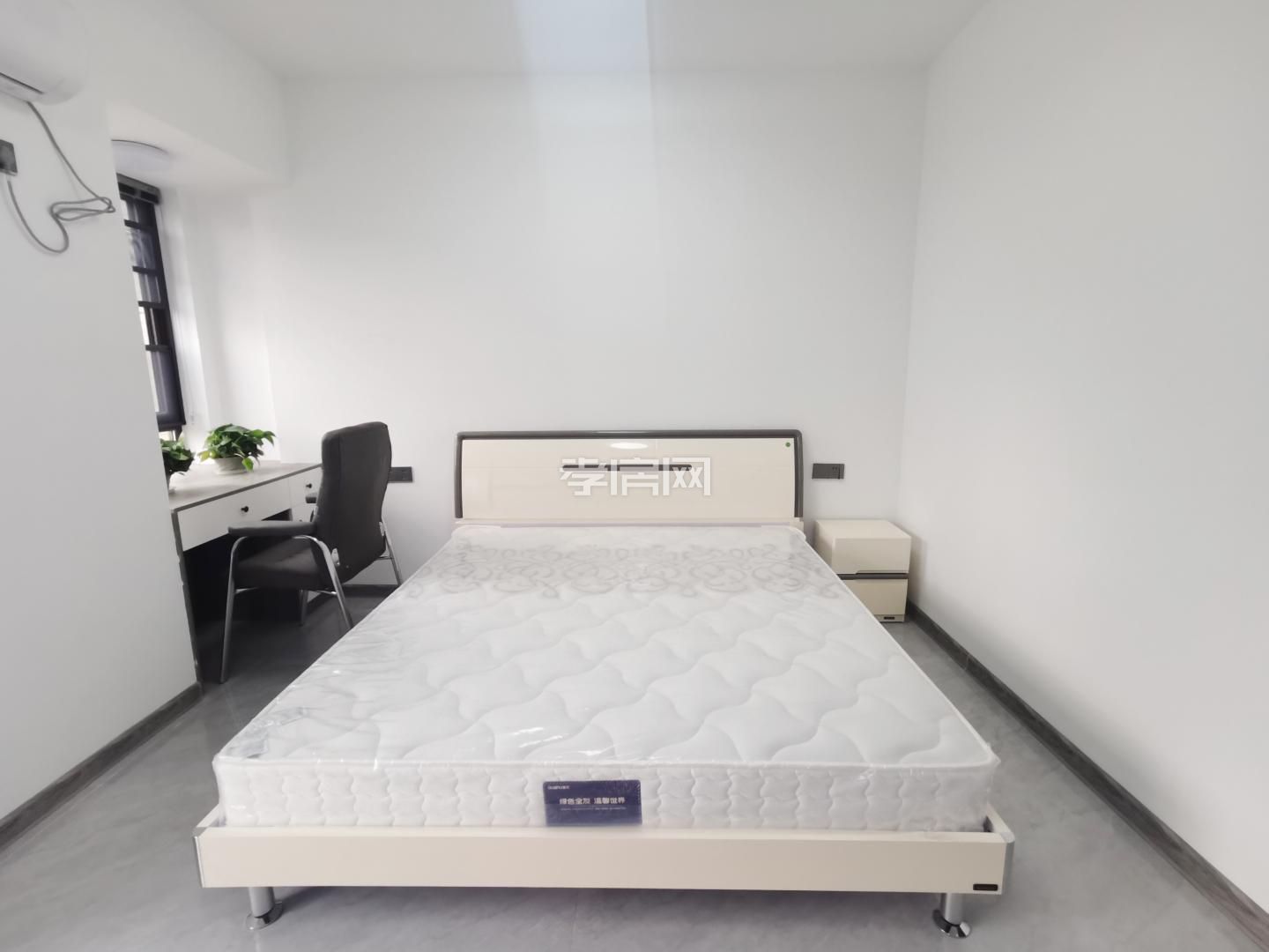 吾悅廣場紅星美凱龍旁周邊市政府一醫(yī)院圖書館公園城市中央廣場譽(yù)峰