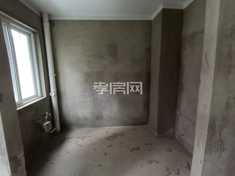 灣流匯產(chǎn)證125平四房，免個(gè)稅，毛坯，贈(zèng)送10平