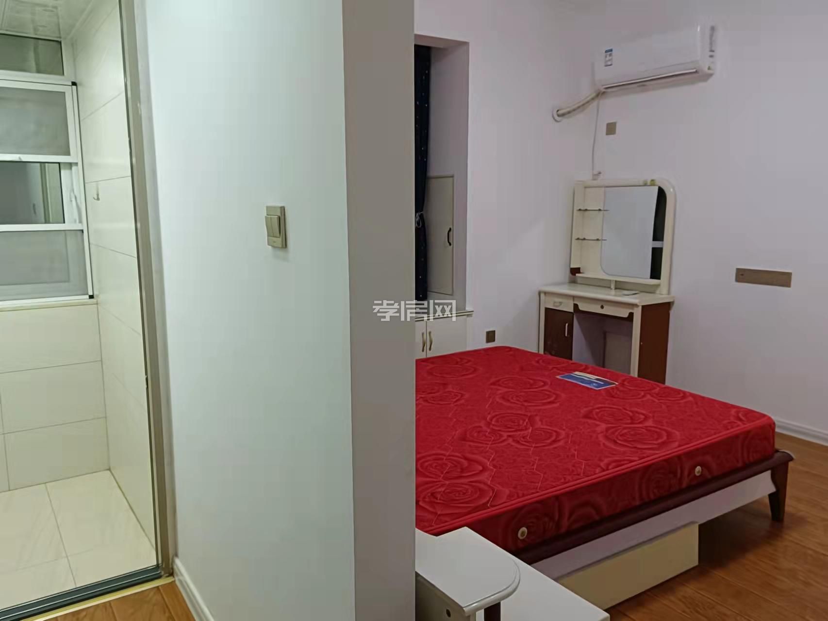 精裝修128平家電家具齊全即租即住