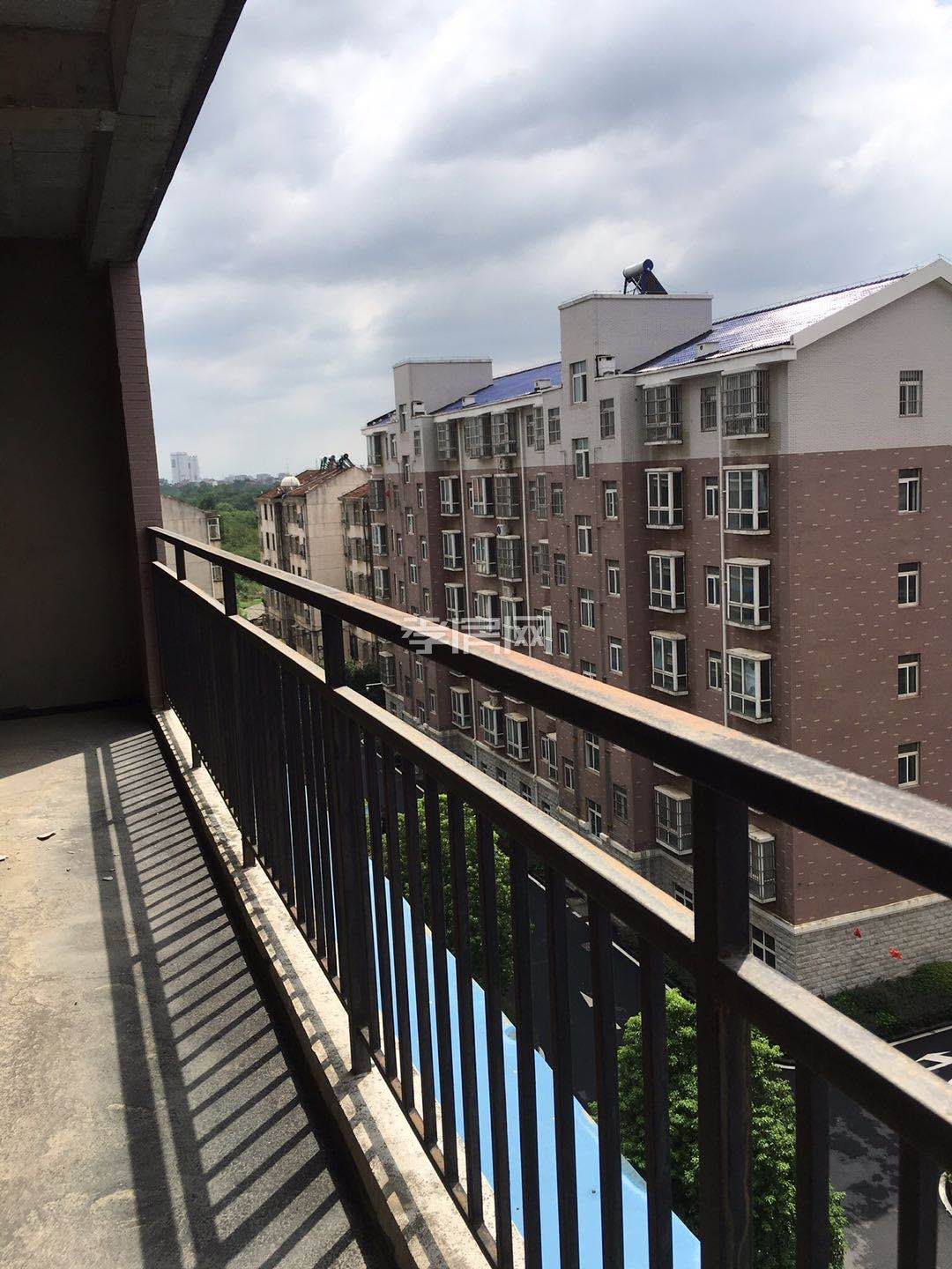 澴川 3室2廳2衛(wèi)滿二 看房方便鑰匙在手