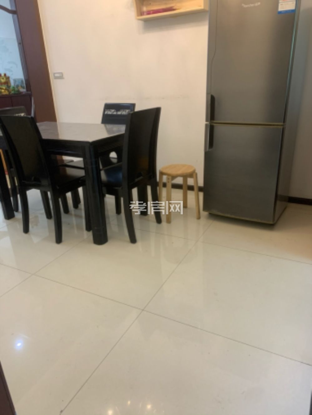 急售北辰花園兩室兩廳中層步梯好房！101.5平42萬