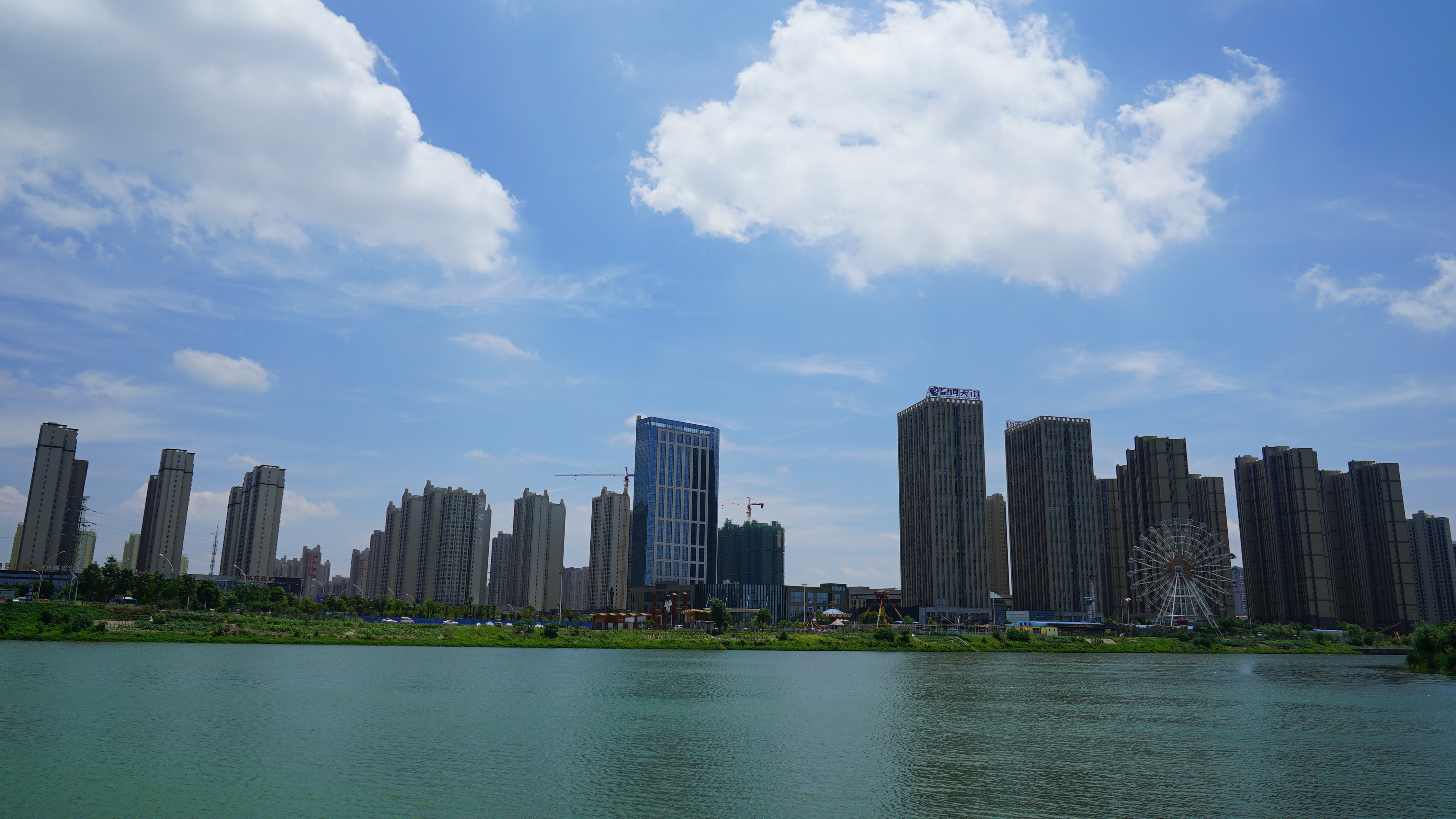 孝感七大區(qū)47盤容積率盤點！你住的小區(qū)擠不擠？