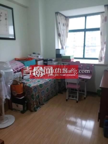 【潘佳房產(chǎn)推薦】【滿二翡翠名都1期137平米中層精裝保持很新帶地暖110萬】