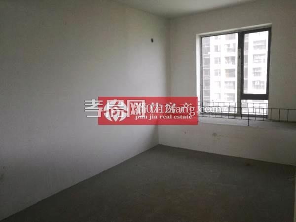 【潘佳房產(chǎn)推薦】灣流匯中間樓層110平米毛坯90萬(wàn)