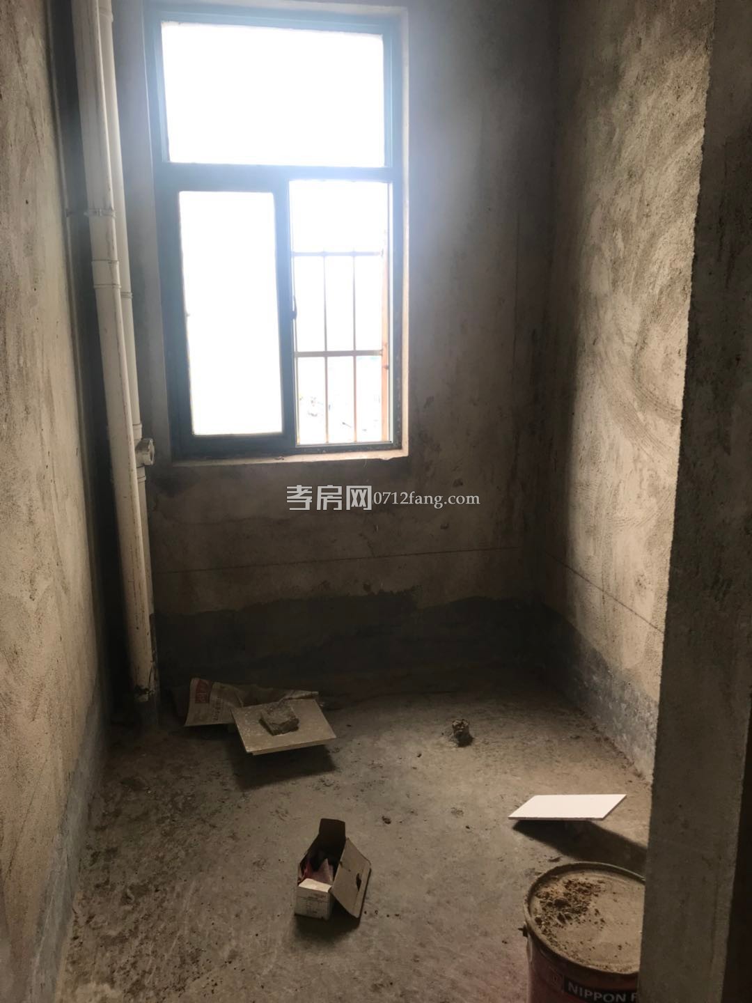 北京路金源花園145平4室2廳2衛(wèi)雙陽(yáng)臺(tái)南北通透采光好急售85萬(wàn)