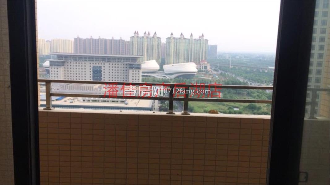 濱湖天地菊苑3室2廳2衛(wèi)114平毛坯觀景高層