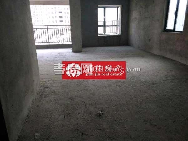 【潘佳房產(chǎn)推薦】滿二乾坤豪府一期139平米精裝南北通透130萬