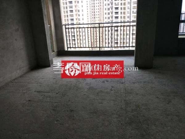 【潘佳房產(chǎn)推薦】滿二乾坤豪府一期139平米精裝南北通透130萬