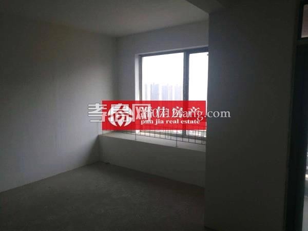 【潘佳房產(chǎn)推薦】【滿五 蔚藍(lán)新都129.64平米精裝南北通透】