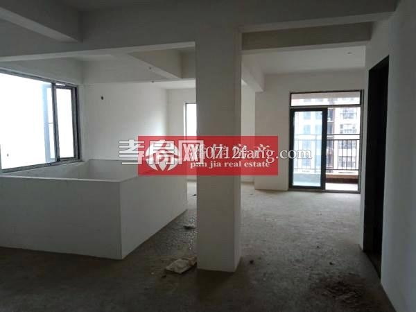 【潘佳房產(chǎn)推薦】【滿五 蔚藍(lán)新都129.64平米精裝南北通透】