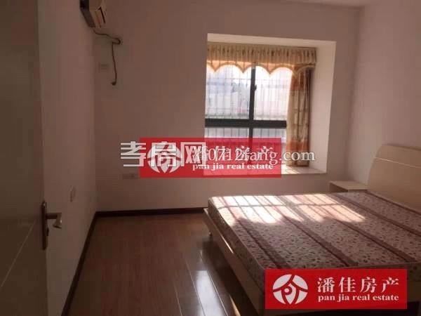 【潘佳房產推薦】中建國際花園1期124.77㎡送入戶花園 高層南北通透東戶型毛坯105萬