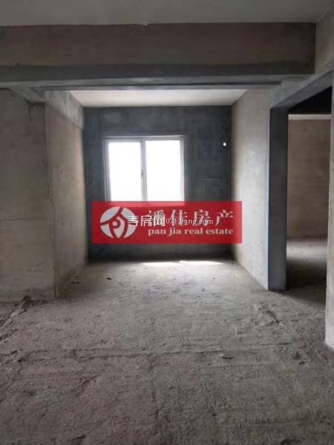 滿兩年濱湖天地蘭苑4室2廳2衛(wèi)2陽臺南北通透采光好