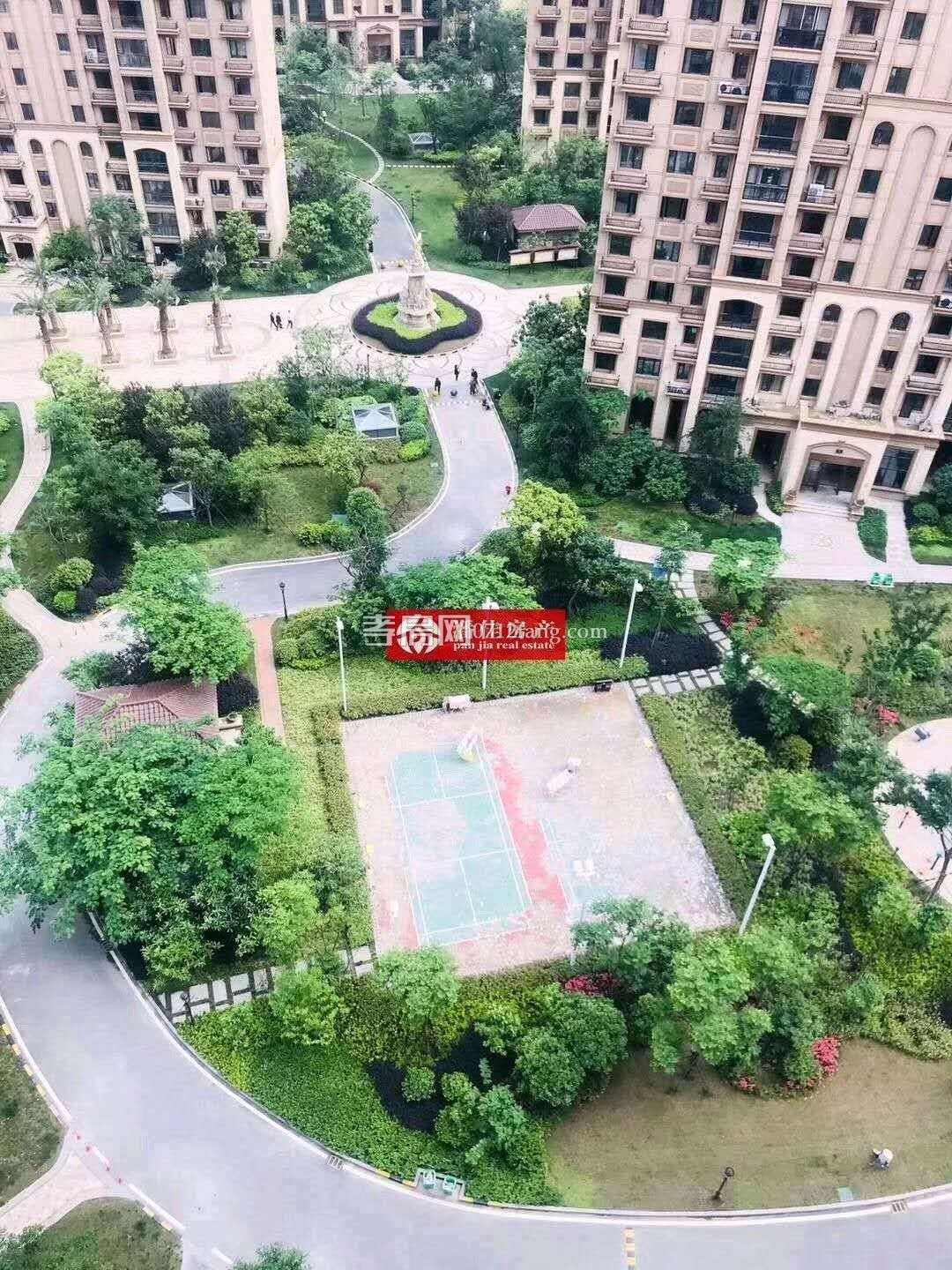 鼎觀世界3室2廳1衛(wèi)98平精裝修準(zhǔn)新房中間樓層