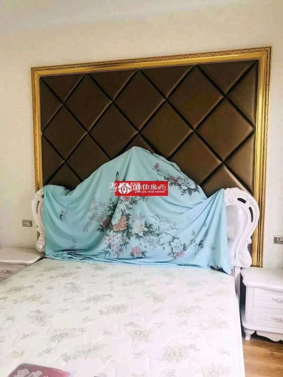 鼎觀世界3室2廳1衛(wèi)98平精裝修準(zhǔn)新房中間樓層