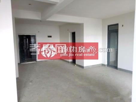 中建國(guó)際花園一期86平米2室2廳1衛(wèi)毛坯房70萬(wàn)