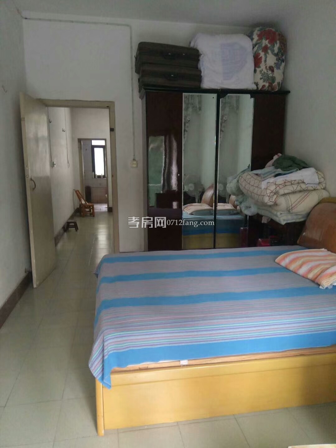 D1065后湖御景5/19精装3/2/2两证满五面积139.9平