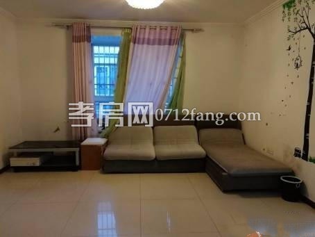 A3272富康小区3/7三室二厅二卫中装两证满五面积155平米售价70万